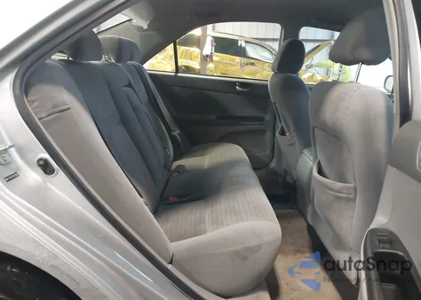 2005 Toyota Camry Le из США, поврежденный, VIN 4T1BE32K35U103693